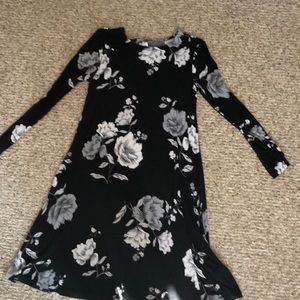 Women’s Black flowered Dress